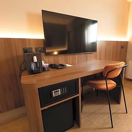 Hotell Moody Smart & Comfy 3*